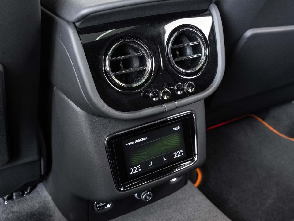 Bentley Bentayga S Black Edition - foto 16