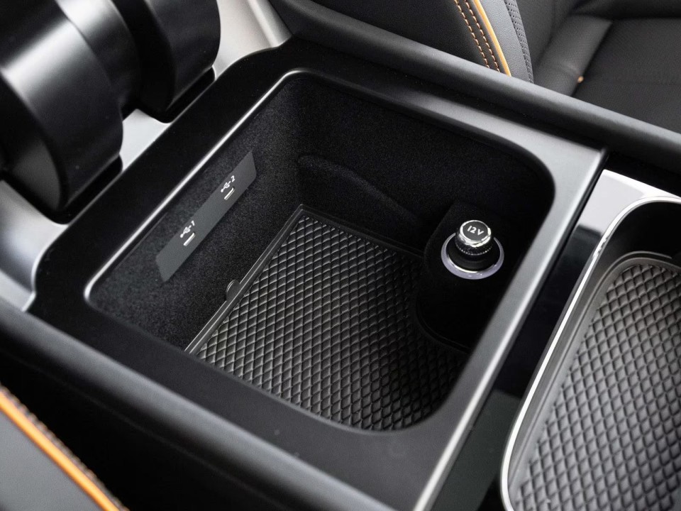 Bentley Bentayga S Black Edition - foto 15