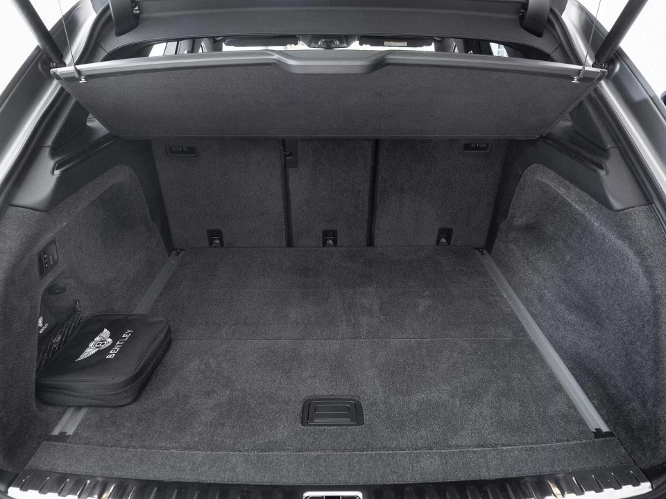 Bentley Bentayga S Black Edition - foto 23