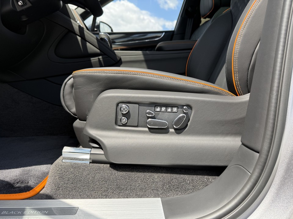 Bentley Bentayga S Black Edition - foto 12
