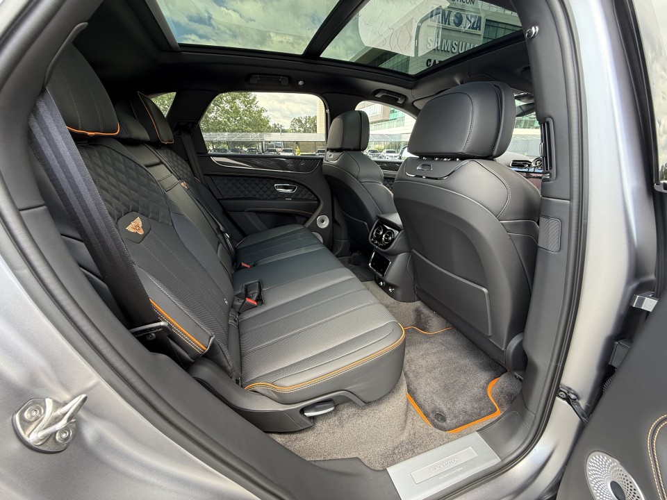 Bentley Bentayga S Black Edition - foto 19