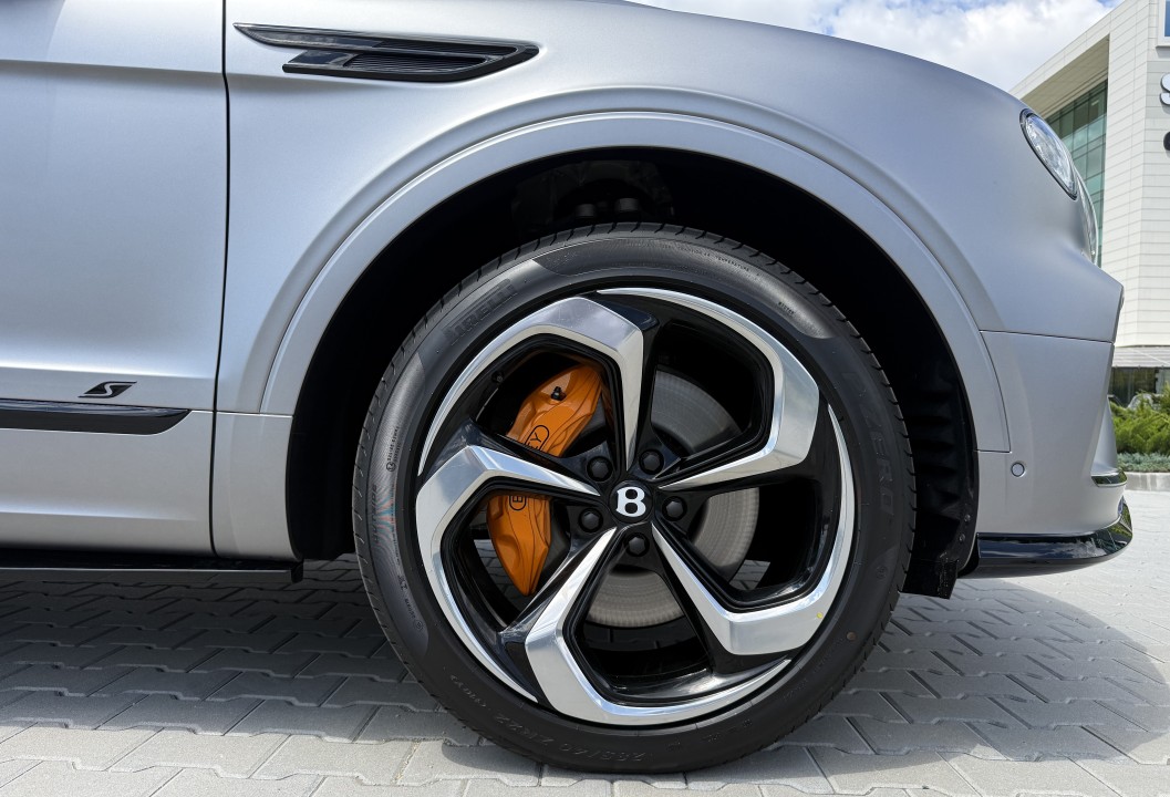 Bentley Bentayga S Black Edition - foto 30
