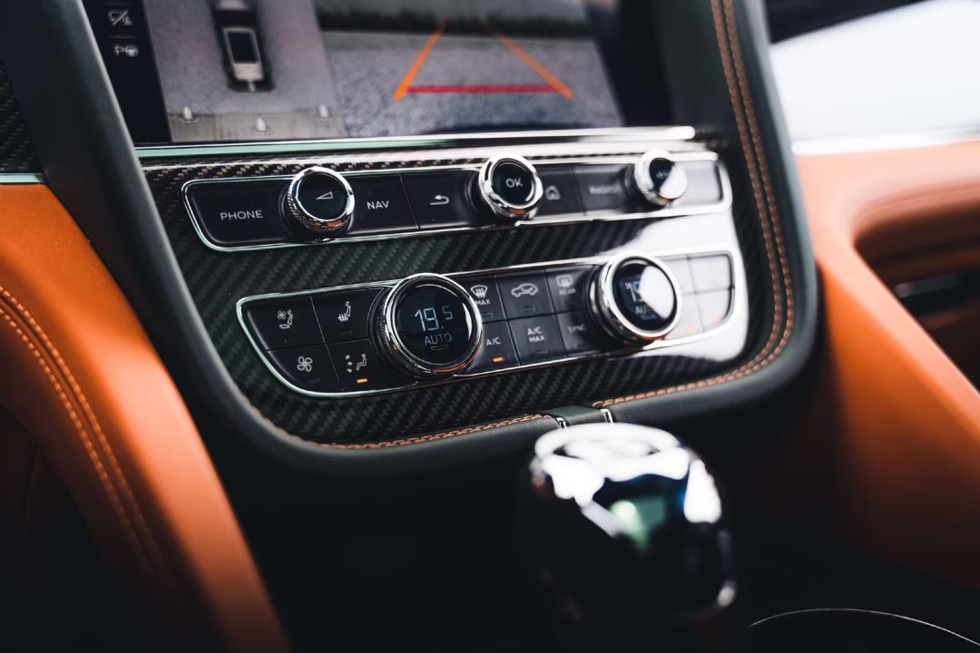 Bentley Bentayga S - foto 15