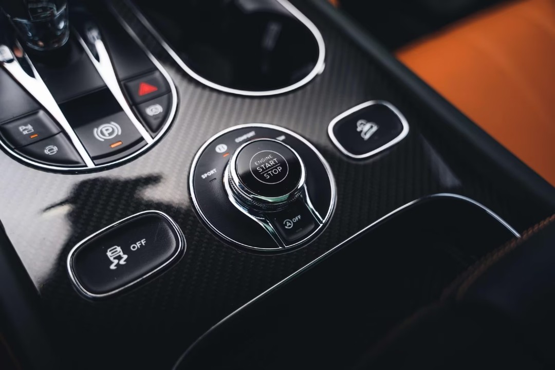 Bentley Bentayga S - foto 17