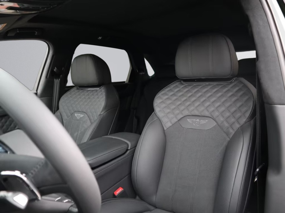 Bentley Bentayga S - foto 12