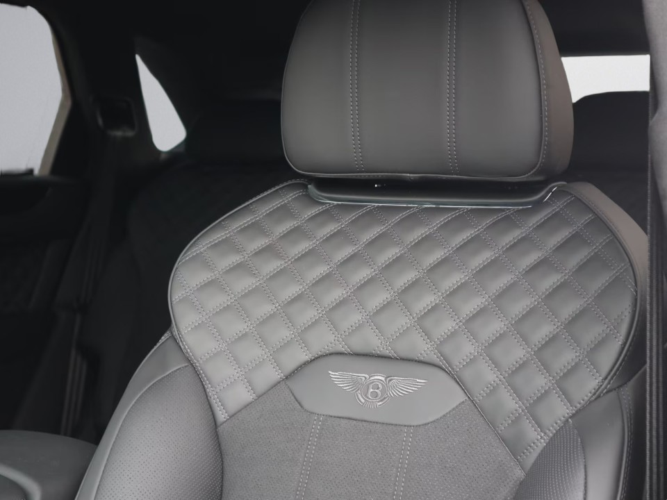 Bentley Bentayga S - foto 20