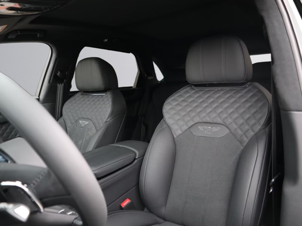 Bentley Bentayga S - foto 11