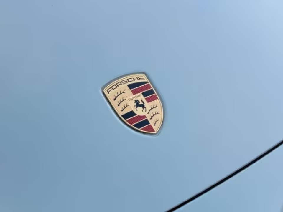 Porsche 911 Carrera 4 GTS - foto 23
