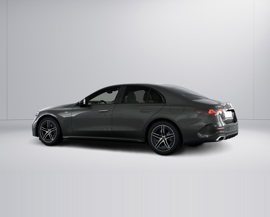 Mercedes-Benz E 300e AMG Line - foto 8