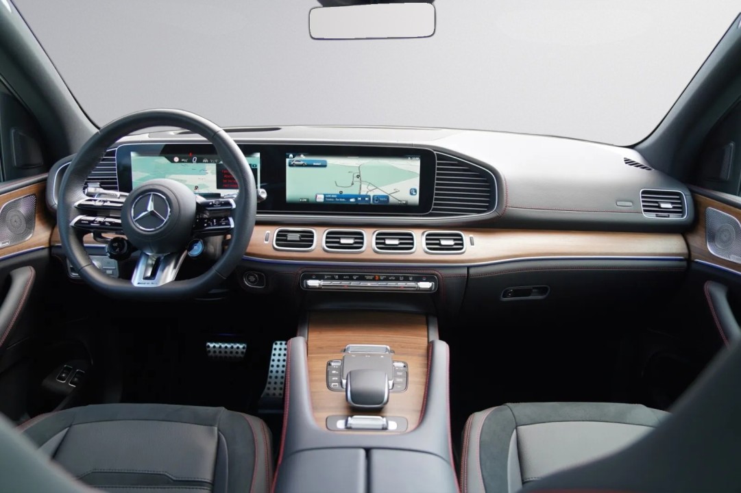 Mercedes-Benz GLE AMG 53 4MATIC+ - foto 9