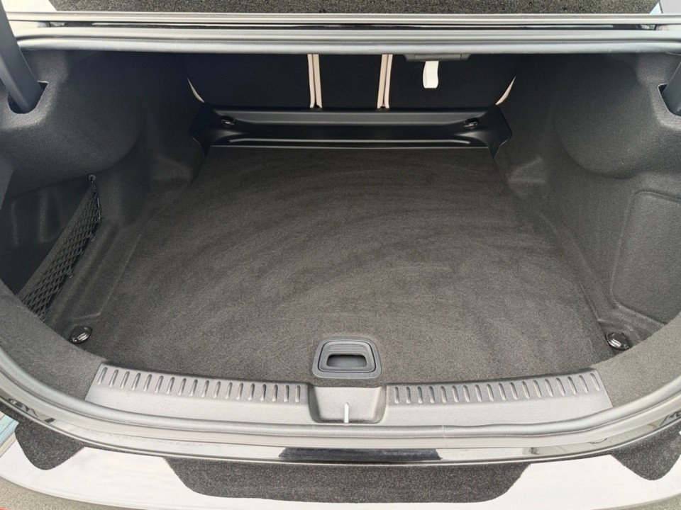 Mercedes-Benz E 450d 4MATIC - foto 15