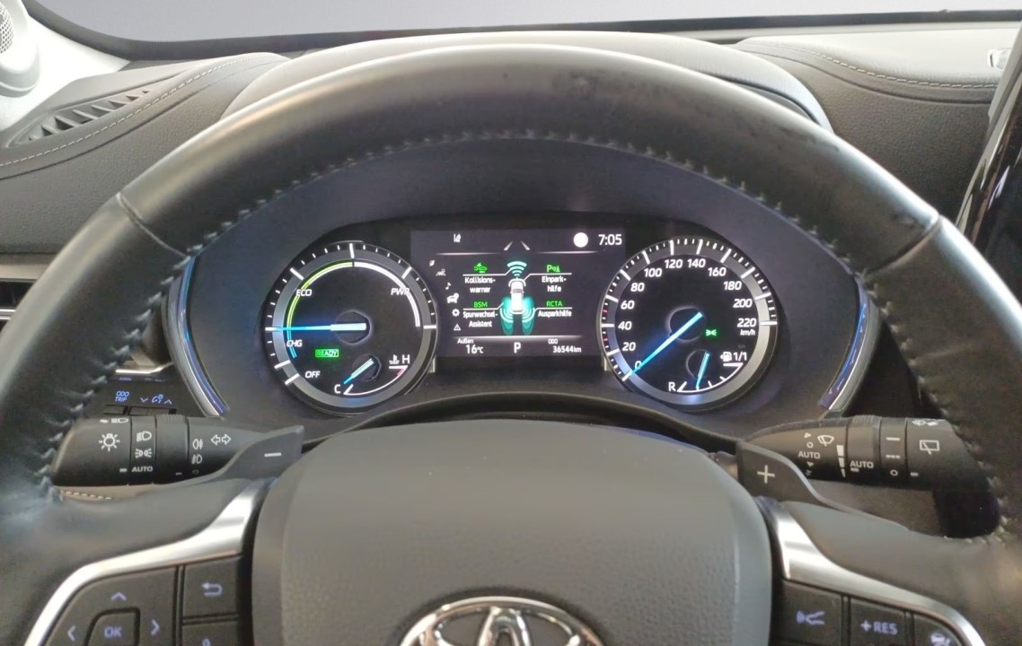 Toyota Highlander Executive - foto 9