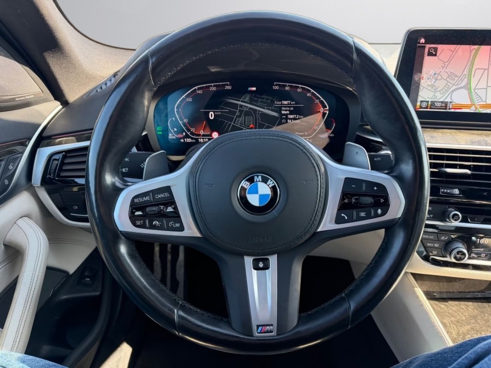 BMW Seria 5 530d M-Sport - foto 9