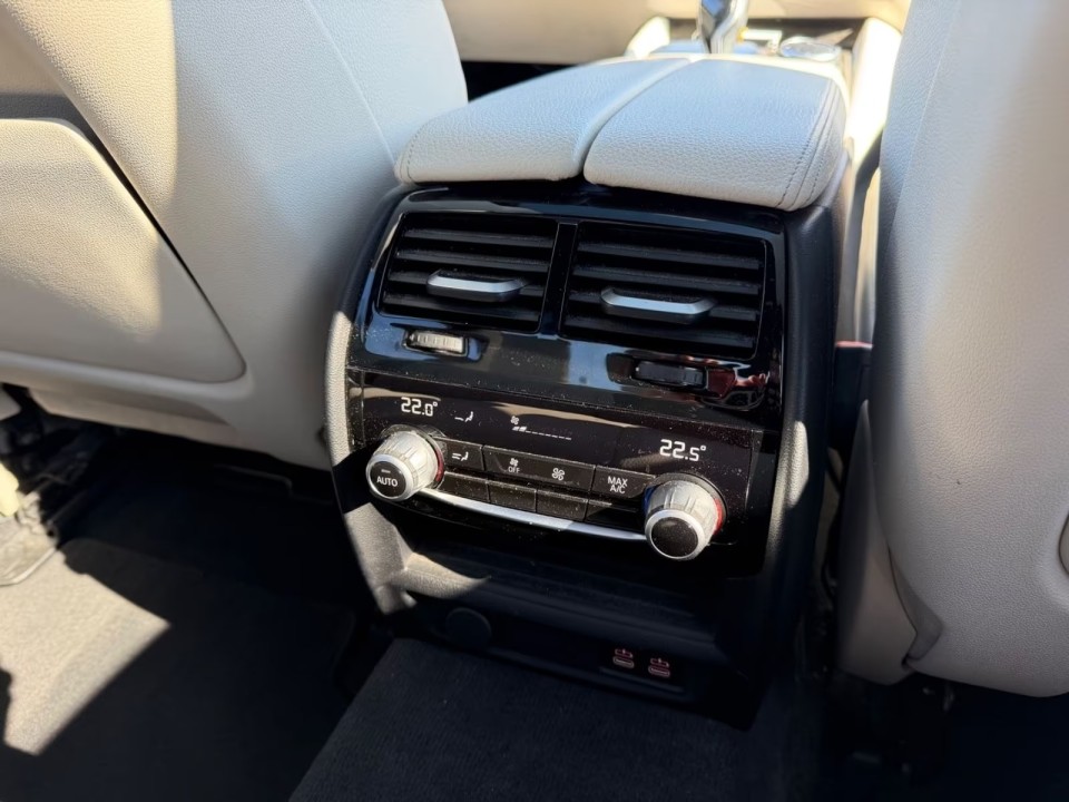 BMW Seria 5 530d M-Sport - foto 25