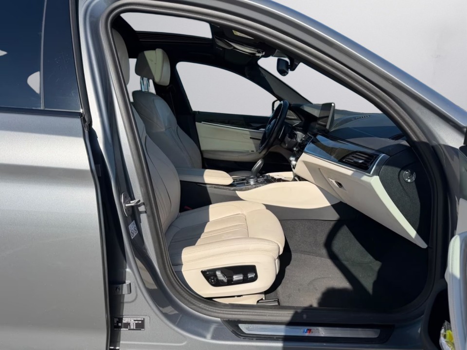 BMW Seria 5 530d M-Sport - foto 15