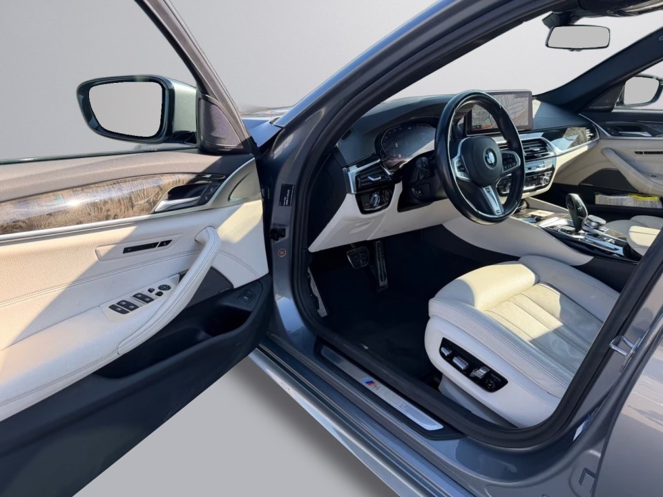 BMW Seria 5 530d M-Sport - foto 13