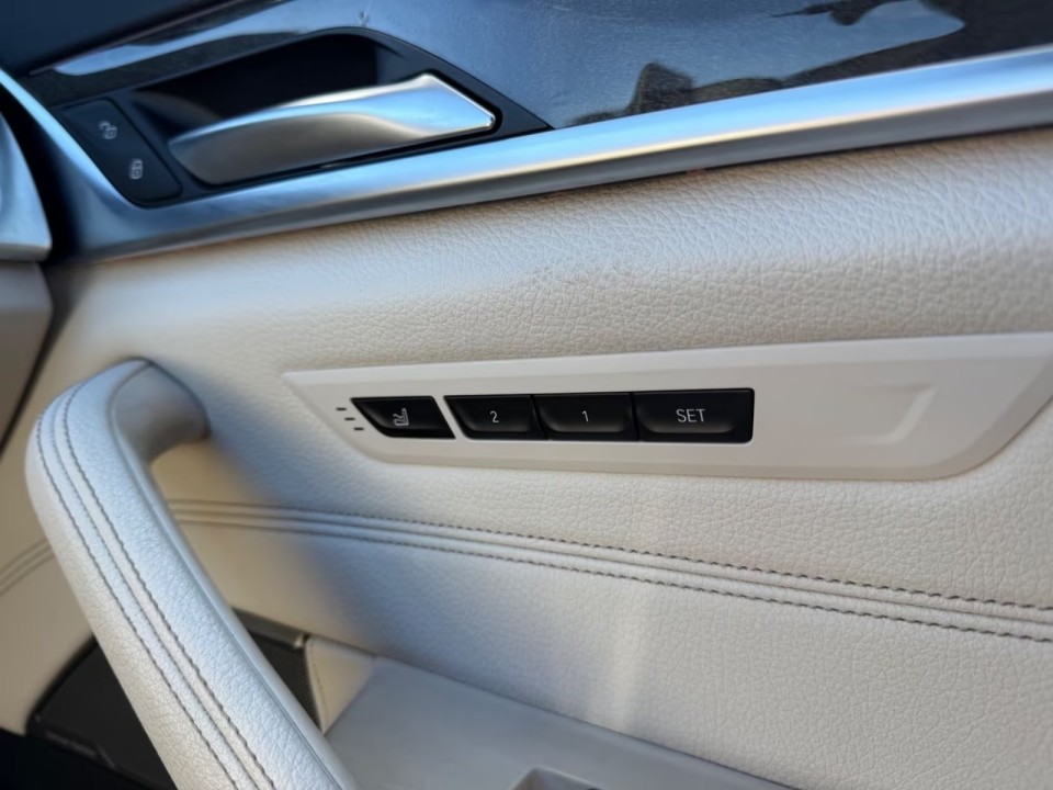BMW Seria 5 530d M-Sport - foto 30