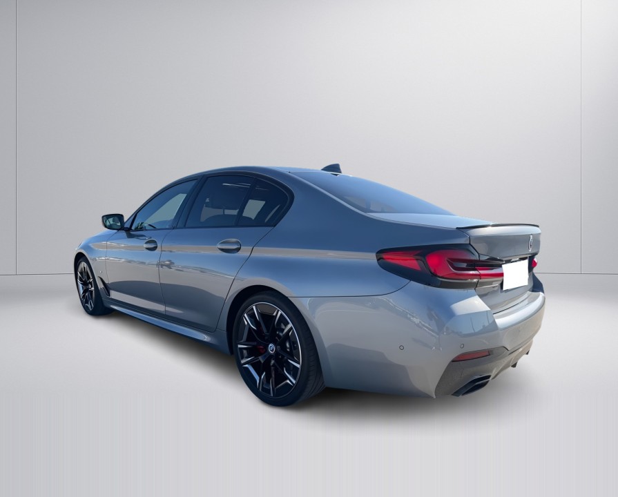 BMW Seria 5 530d M-Sport (5)
