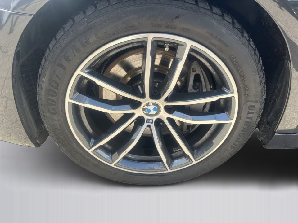 BMW Seria 5 530d M-Sport - foto 13