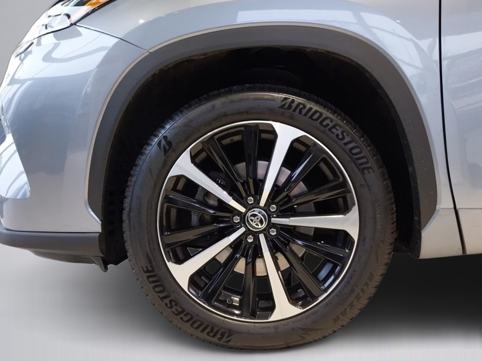 Toyota Highlander Luxury - foto 13
