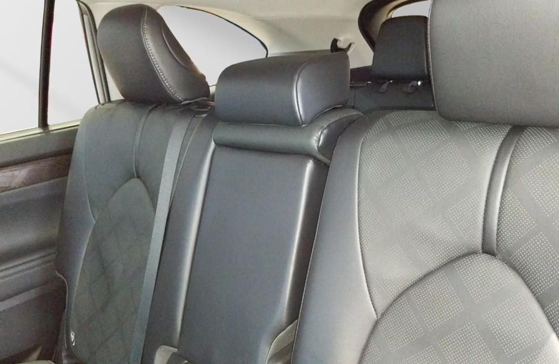 Toyota Highlander Luxury - foto 8