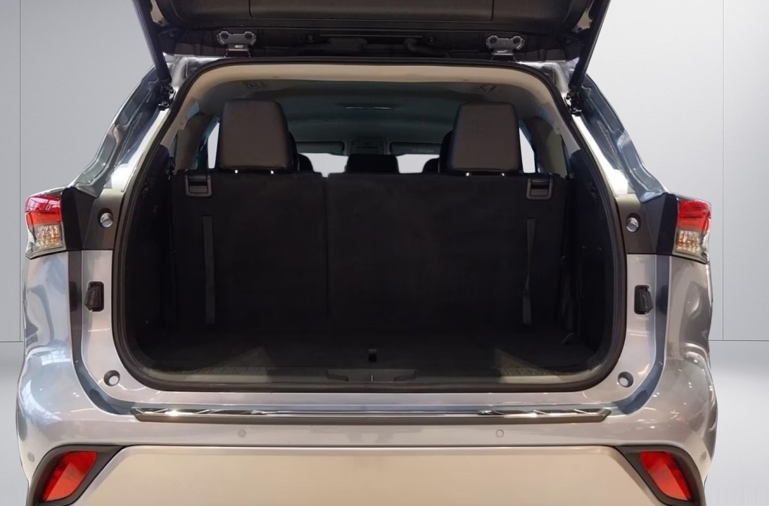 Toyota Highlander Luxury - foto 12