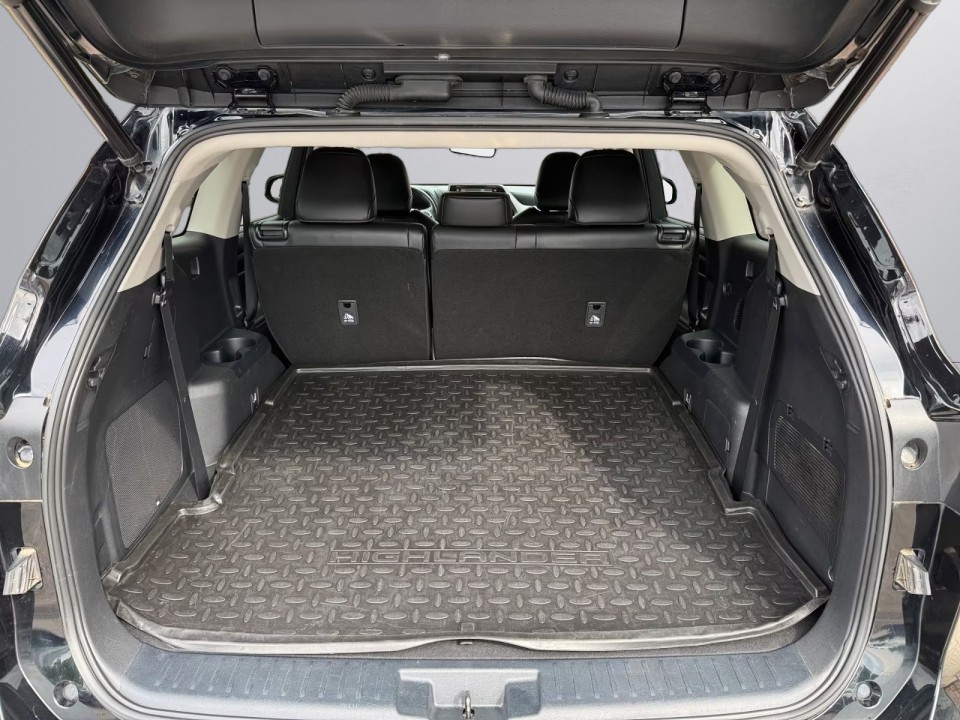 Toyota Highlander Executive - foto 17