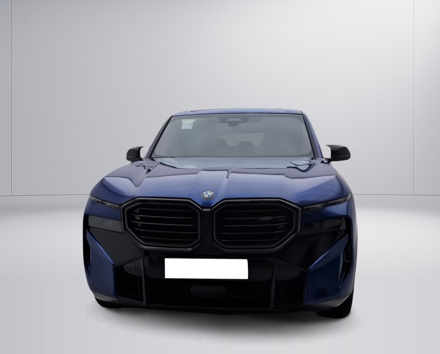 BMW XM 50e (2)