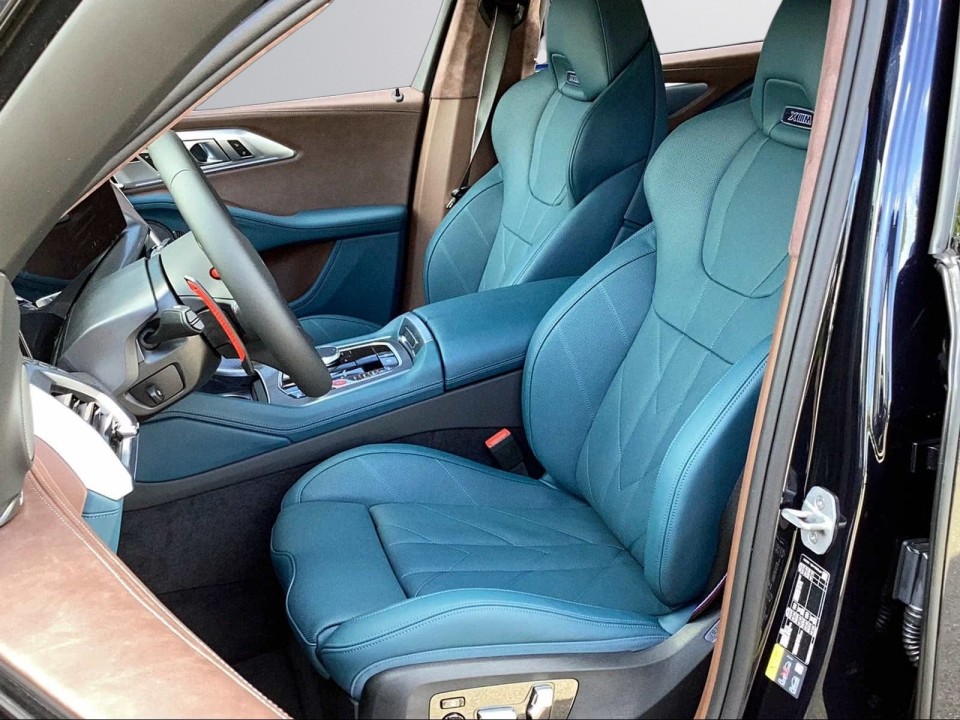 BMW XM 50e - foto 7