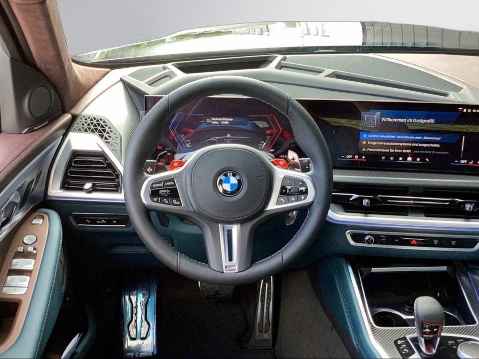 BMW XM 50e - foto 9