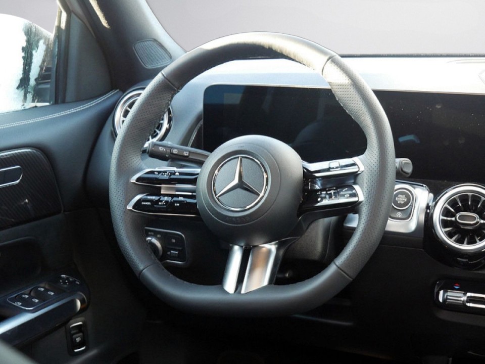 Mercedes-Benz GLB 200d - foto 8