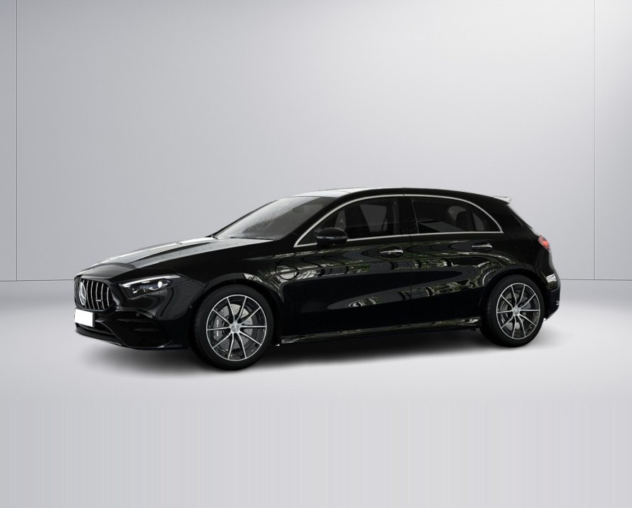 Mercedes-Benz A 35 AMG 4MATIC (3)