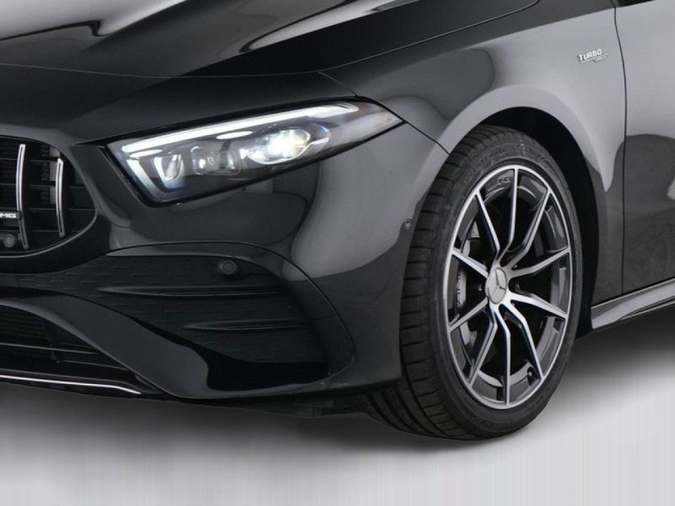 Mercedes-Benz A 35 AMG 4MATIC - foto 11