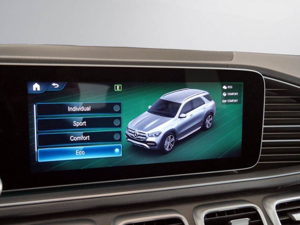 Mercedes-Benz GLE 400d 4MATIC AMG Line - foto 14