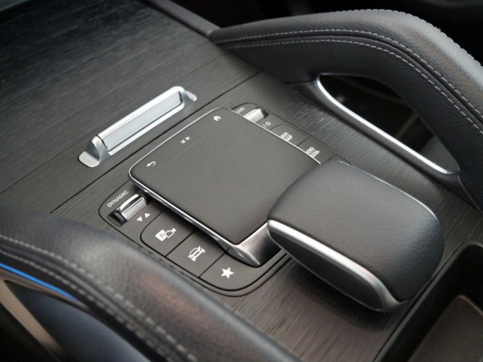 Mercedes-Benz GLE 400d 4MATIC AMG Line - foto 13