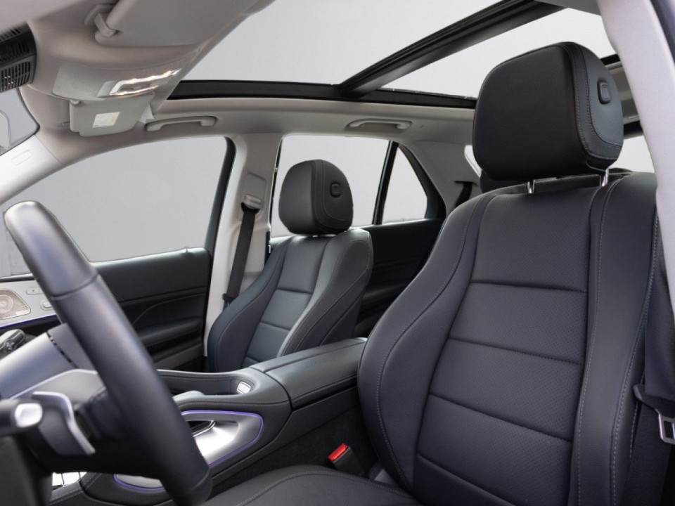 Mercedes-Benz GLE 350de 4MATIC AMG Line (4)
