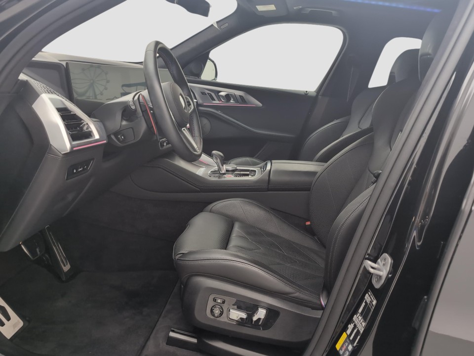 BMW XM 50e (5)