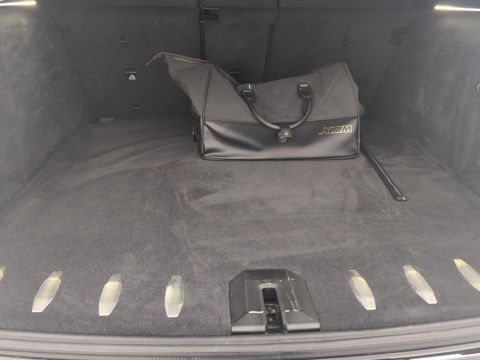 BMW XM 50e - foto 10
