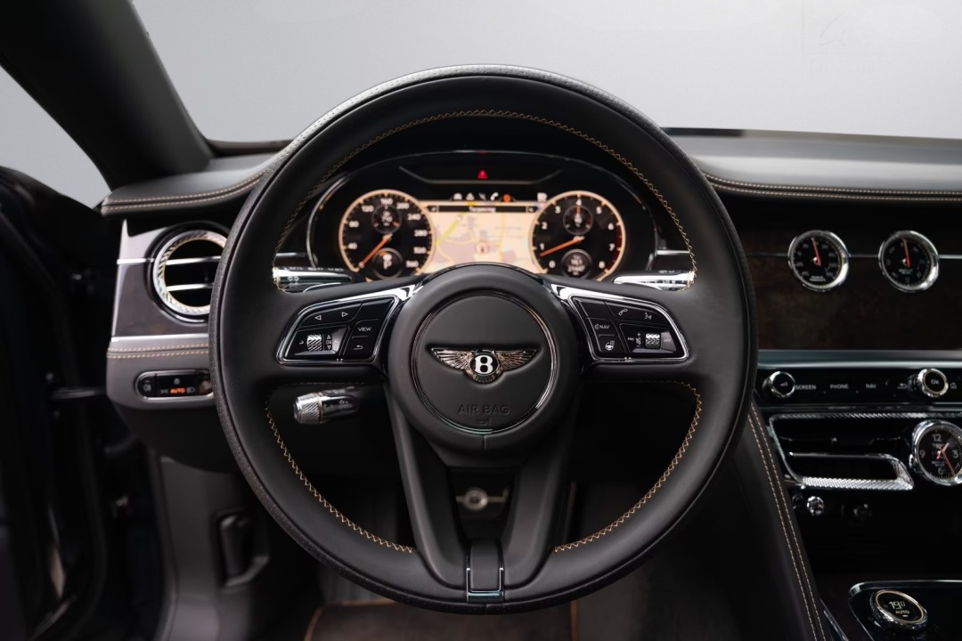Bentley Flying Spur W12 Mulliner - foto 8