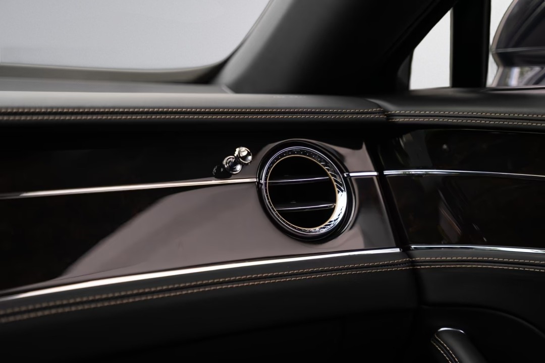 Bentley Flying Spur W12 Mulliner - foto 19
