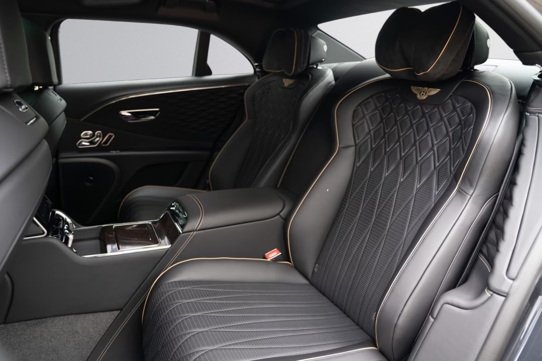Bentley Flying Spur W12 Mulliner - foto 20