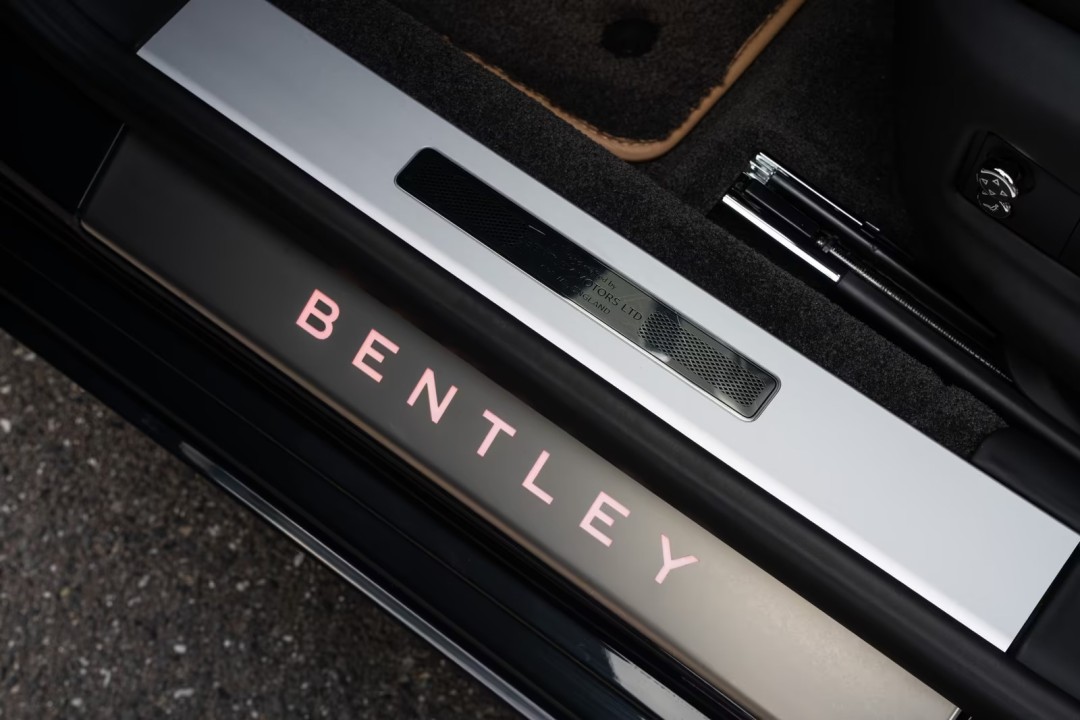 Bentley Flying Spur W12 Mulliner - foto 24