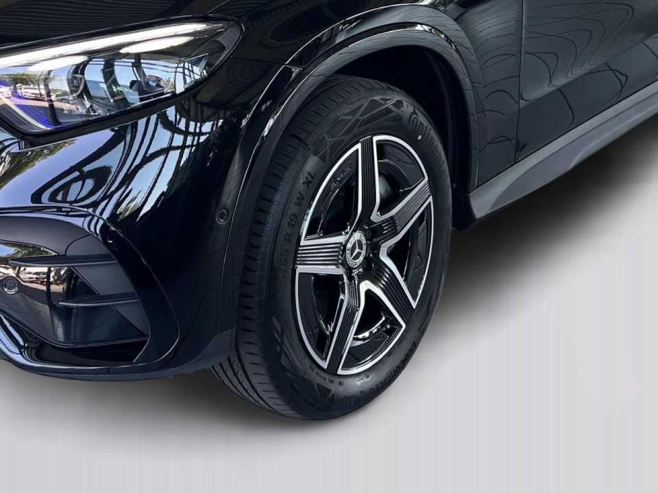 Mercedes-Benz GLC 300e 4MATIC AMG Line - foto 28