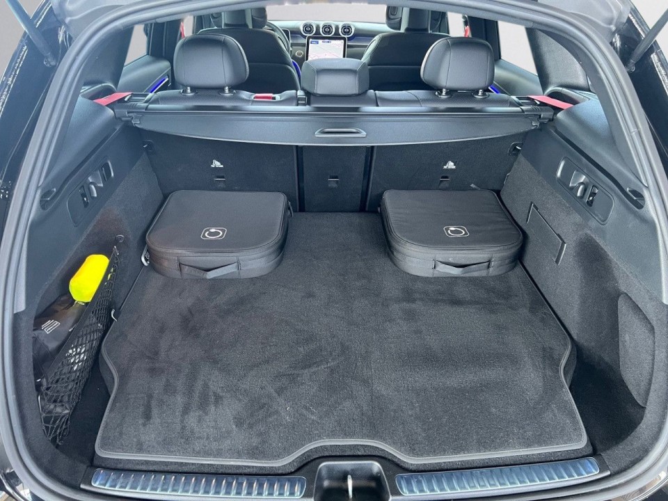 Mercedes-Benz GLC 300e 4MATIC AMG Line - foto 26