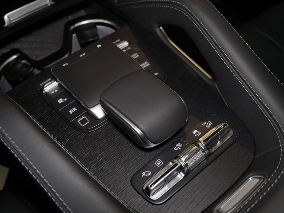 Mercedes-Benz GLE 580 4MATIC AMG Line - foto 10