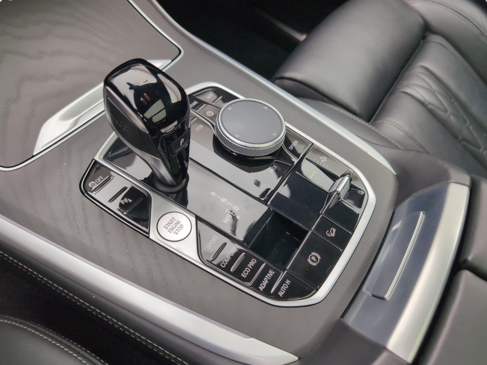 BMW X7 xDrive40d - foto 9