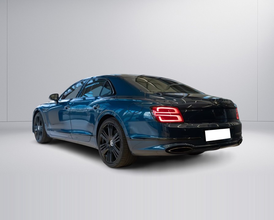 Bentley Flying Spur Azure V8 Hybrid (4)