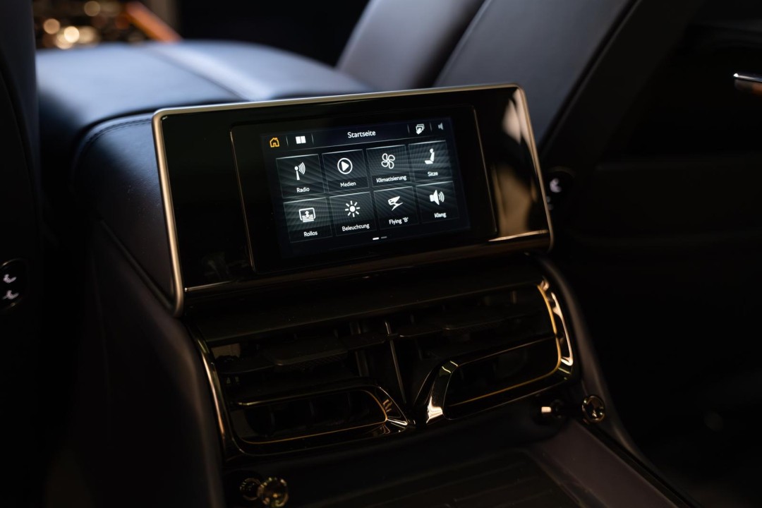 Bentley Flying Spur Azure V8 Hybrid - foto 16