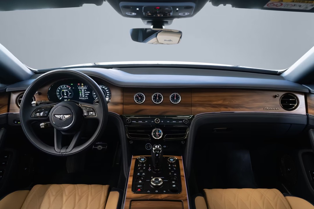 Bentley Flying Spur Azure V8 Hybrid - foto 13