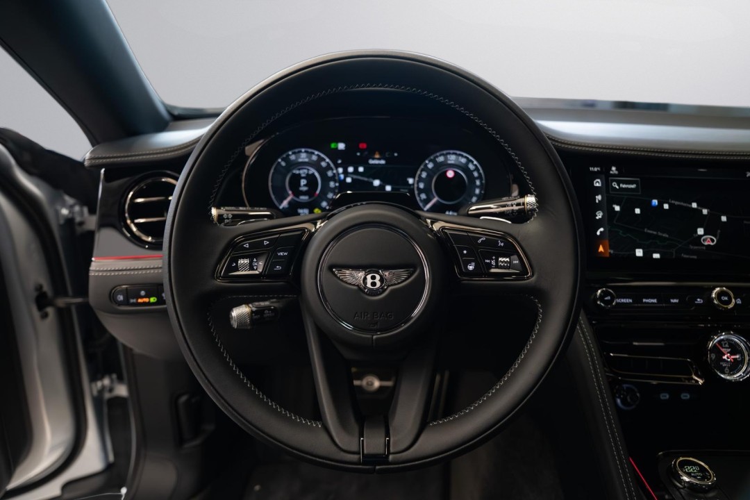 Bentley Flying Spur V8 Hybrid - foto 14